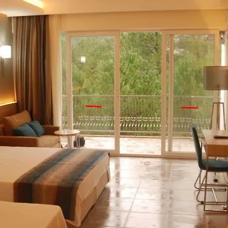 Kervansaray Hotel 4*